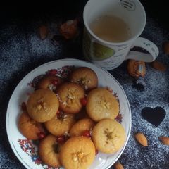 A picture of Nan khatai cookies.