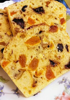 Gyümölcskenyér recept fotója