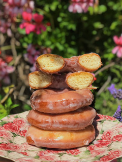 Una foto de Donuts glaseados