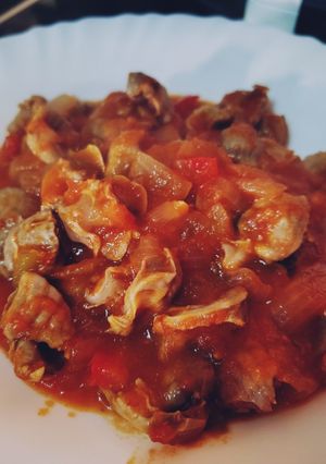 Una foto de Mollejas con tomate 🍅