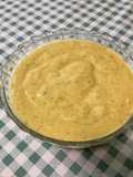 Sauce moutarde aux cornichons, ail et herbes aromatiques