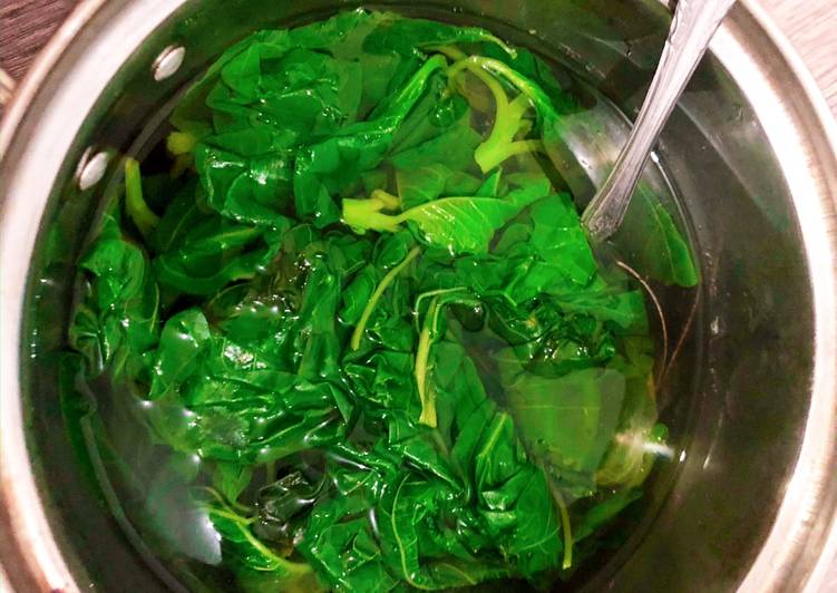 Sayur Bayam Rebus Super Simple Gapake Ribet Cocok Buat Anak Kos & Mamak2 Kesiangan Bangun