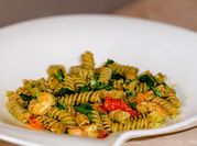 Una foto di bottarga e limone