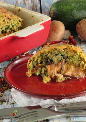 Csőben sült gombás, cukkinis cheddar sajtos lazacfilé recept fotója