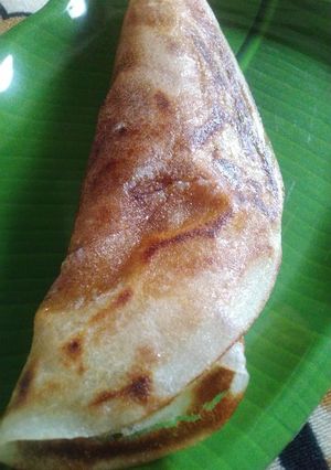 રવા ઢોસા (Rava Dosa Recipe In Gujarati) રેસીપી મુખ્ય ફોટો