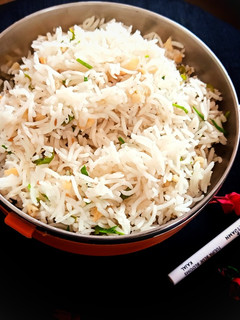 Garlic fried rice செய்முறை முக்கிய புகைப்படம்