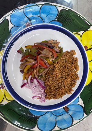 A picture of Pork Fajitas with Vegetables.