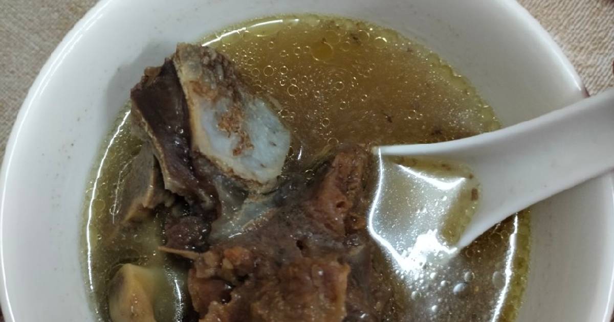 Resipi Sup tulang (pressure cooker) oleh eri serizawa Cookpad