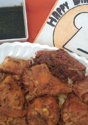A picture of Mazedar chicken tikkay.