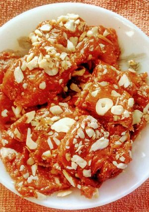 A picture of Tomato barfi.