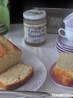 Foto principal de Bizcocho de almendra (Almond pound cake)