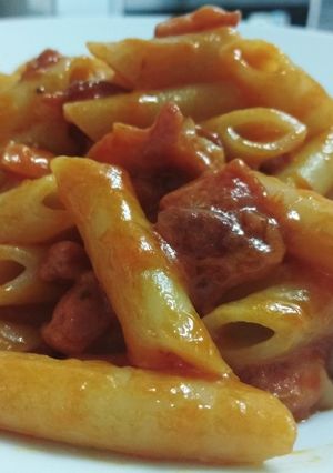 A picture of Macaroni with Chorizo and Bacon.