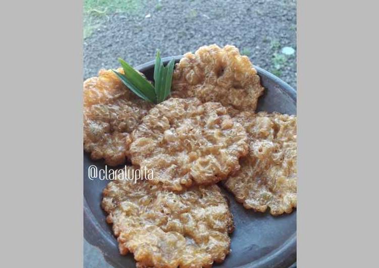 Kue Cucur Gula Merah