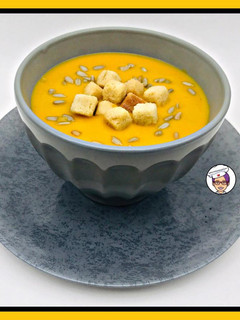 Una foto de Crema de boniatos, zanahoria y puerro