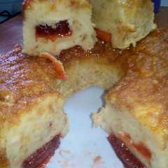 Una foto de Budín de pan relleno de membrillo