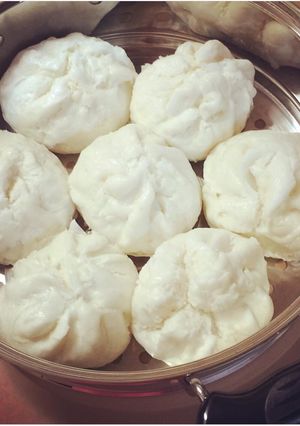 Hình của món Bánh bao nhân mặn và chay không nhân 🍥🍥.