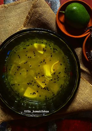 A picture of Aam Tok Jhol.