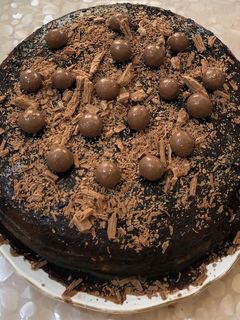 صورة لوصفة كعكة الشوكولاته روعه 👌🏼😋