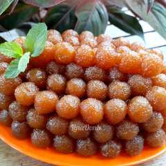 A picture of Selai Nanas.