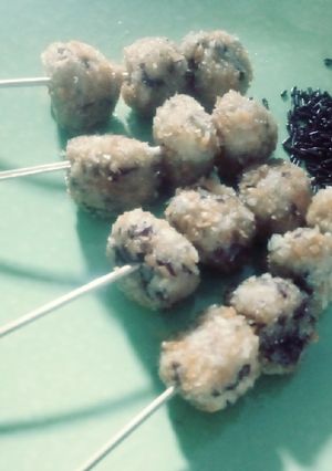 Foto resep Sate Bola Bola Pisang Coklat Crispy.
