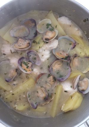 Una foto de Patatas en salsa verde