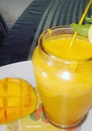 મેંગો મોઇતો (Mango Mojito Recipe Gujarati) રેસીપી મુખ્ય ફોટો