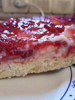Una foto de Tarta de frutillas sin azúcar