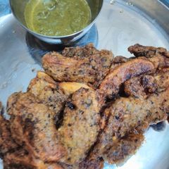 A picture of Udad Dal ke pakode.