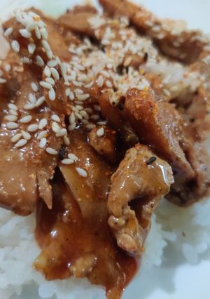 A picture of Teriyaki Tuna (まぐろ照り焼き).