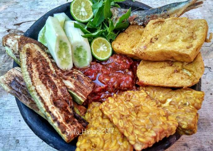 Cara Membuat Penyetan Sederhana Enak Terbaru