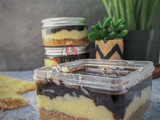 Regal desert box