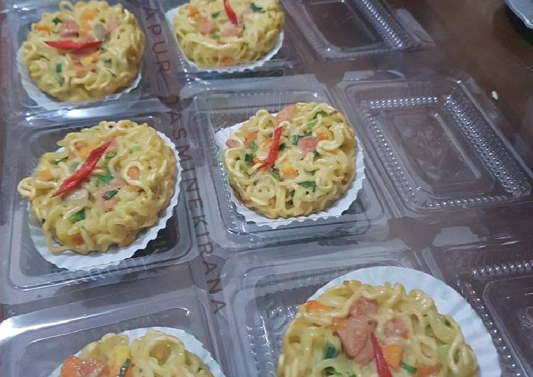 Langkah Mudah untuk Membuat Martabak Mie, Omlette Mie, Pizza Mie yang Enak