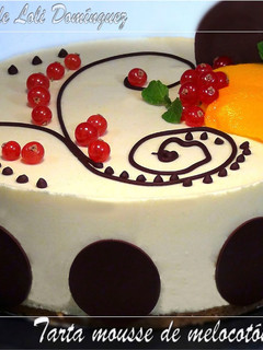 Una foto de Tarta mousse de melocotón y queso