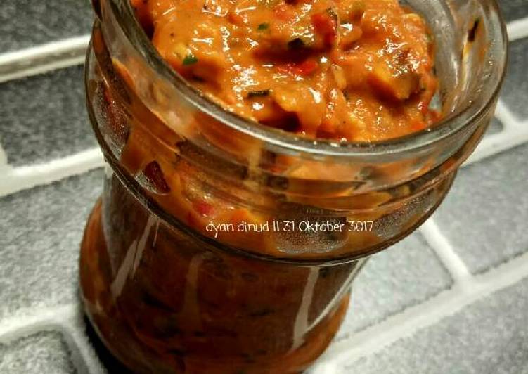 Sambal Pecel Lele Sari Laut