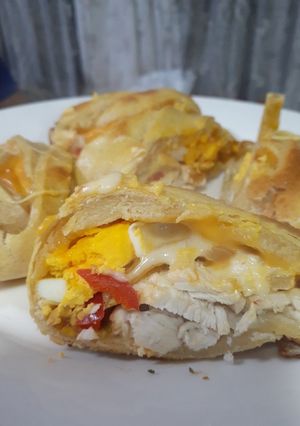 Una foto de Pan trensa relleno