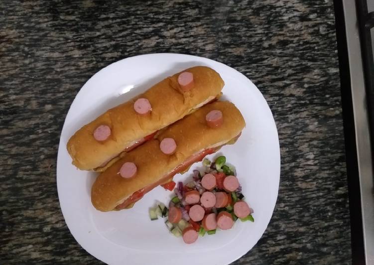 Recipe of Award-winning Hotdogs#15minutes or less cooking recipe contest