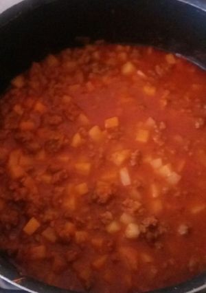 Una foto de Picadillo en caldo ! fácil y rápido