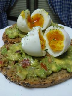 Una foto de Tostas de guacamole