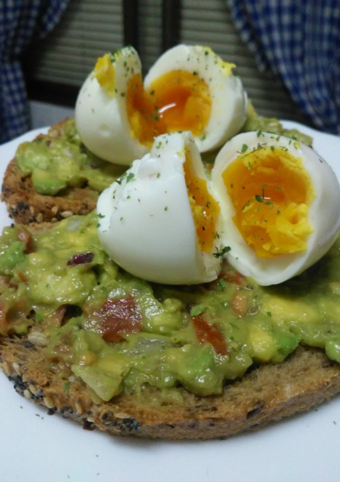 Una foto de Tostas de guacamole