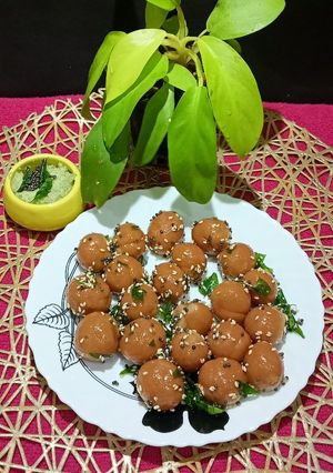 A picture of Instant Goli Idli With Beetroot.