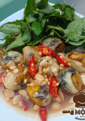 Hình của món Trứng cút lộn rim me.