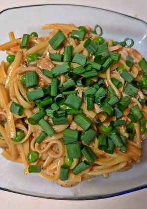 A picture of Chicken & Noodles Instant Pot IP.