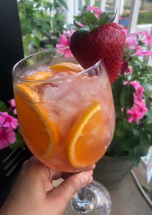 Una foto de Tropicals rum