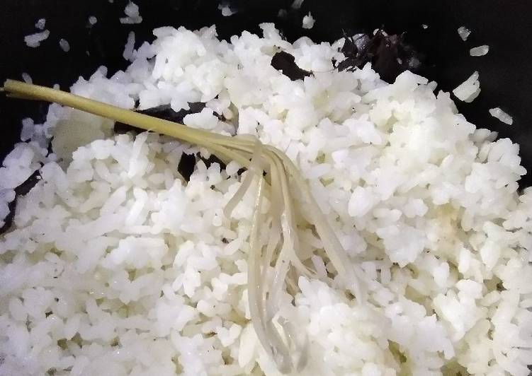 Bagaimana Menyiapkan Nasi liwet magic com, gampang Anti Gagal