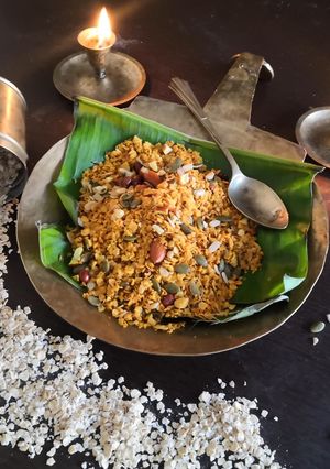 A picture of Oats chivda.