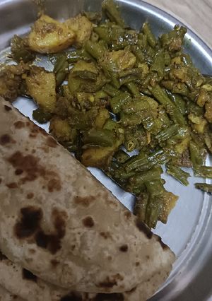 A picture of Aloo beans.