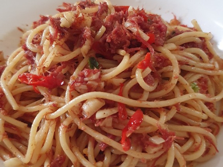 Bagaimana Menyiapkan Spaghetti Aglio Olio Kornet yang Menggugah Selera