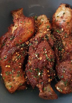 A picture of Spicy Herb Fried Chicken.