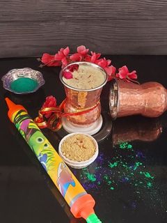 ઈન્સ્ટન્ટ ઠંડાઈ (instant thandai recipe in Gujarati) રેસીપી મુખ્ય ફોટો