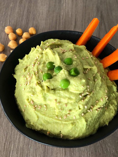 Una foto de Hummus de guisantes